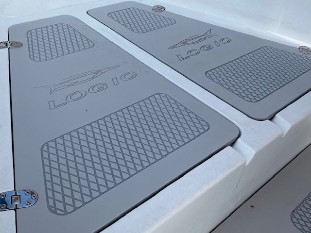 Logic V17CC — foto 9 van 10