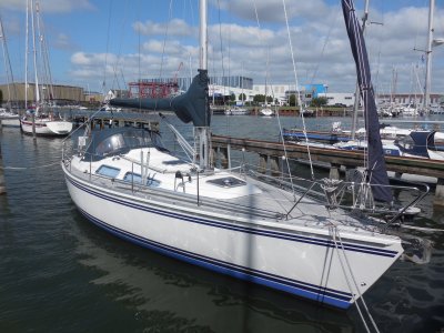 Comfortbatar AB Jachtbemiddeling — foto 2 van 8