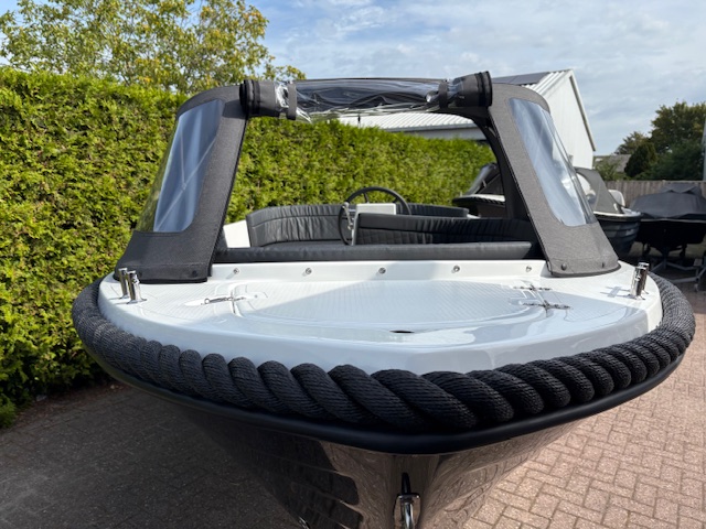 VAARKLAAR!! ACTIE!!! Corsiva 520 met Tohatsu 20 PK  En buiskap — foto 4 van 20