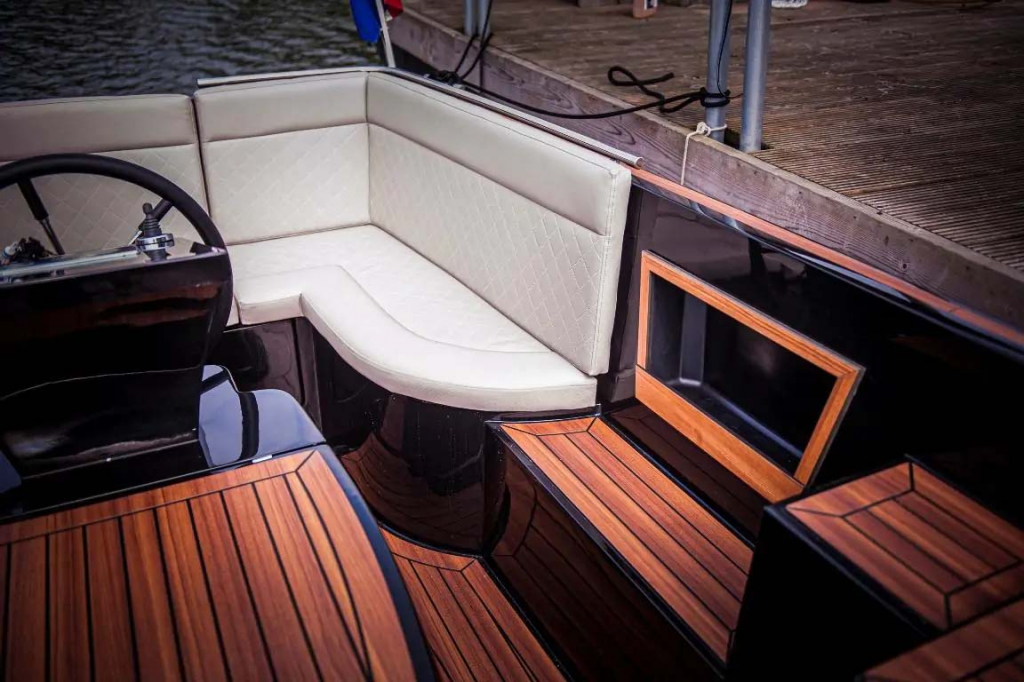 Maxima 730i | Diesel tender | Vanaf €43.950,- — foto 14 van 16