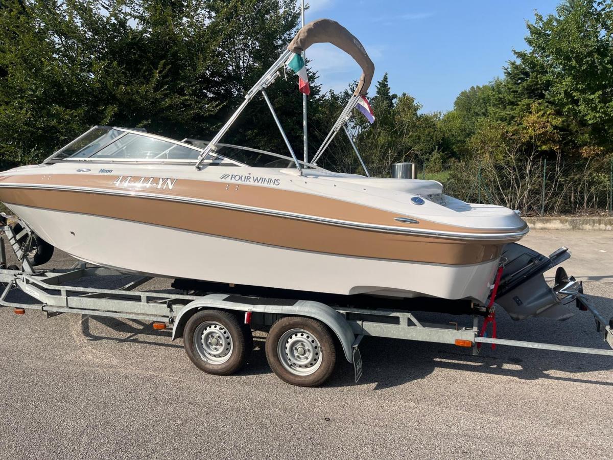 Fourwinns H200 — foto 4 van 15