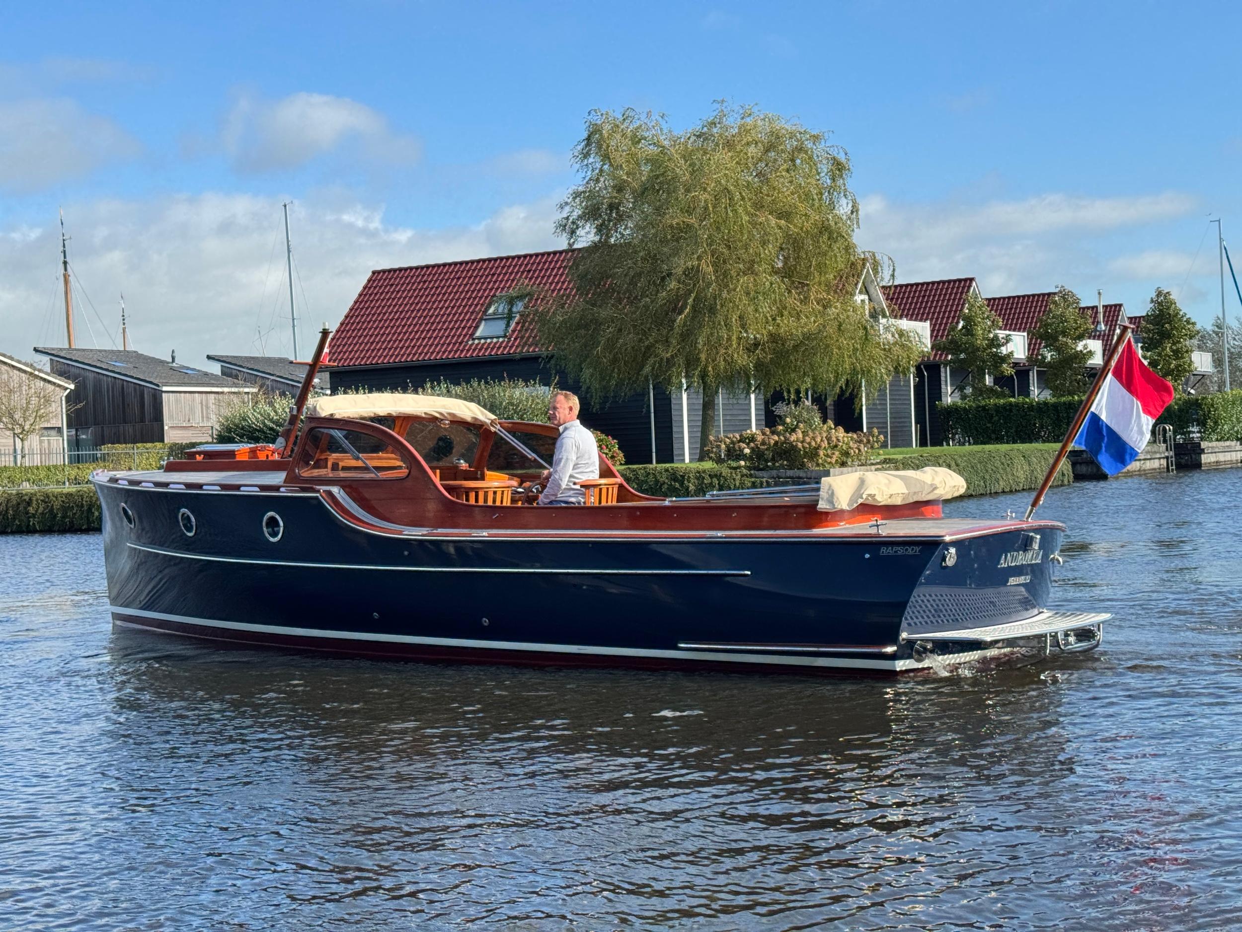 Rapsody 29 Ft. OC-F — foto 27 van 36