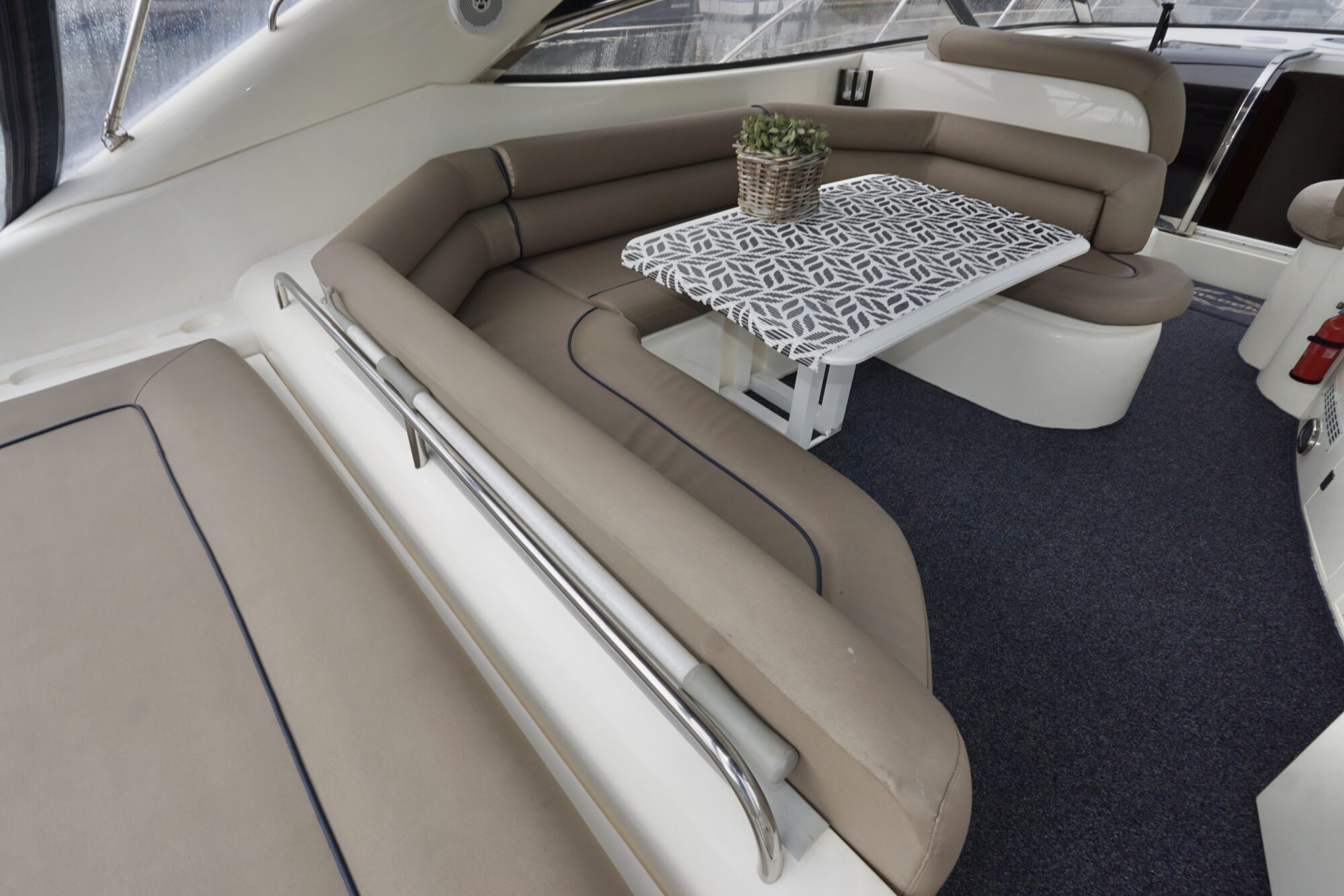 Sunseeker Camarque 47 Cabrio — foto 54 van 75