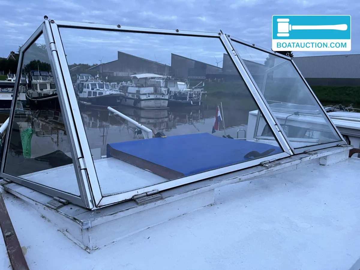 Succeskruiser 900 nu in de online veiling. — foto 27 van 29