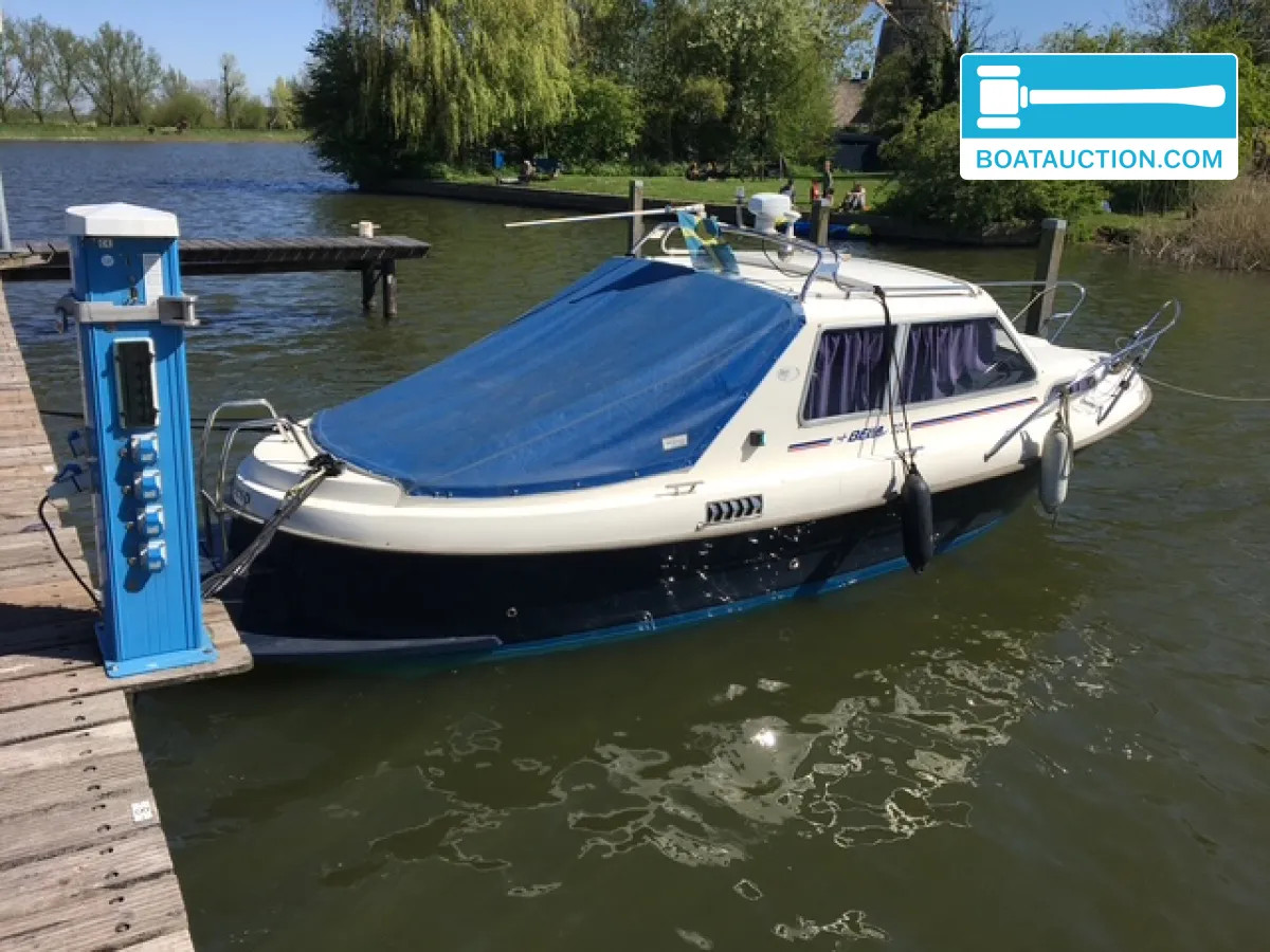 Bella 702 nu in de online veiling. — foto 78 van 79