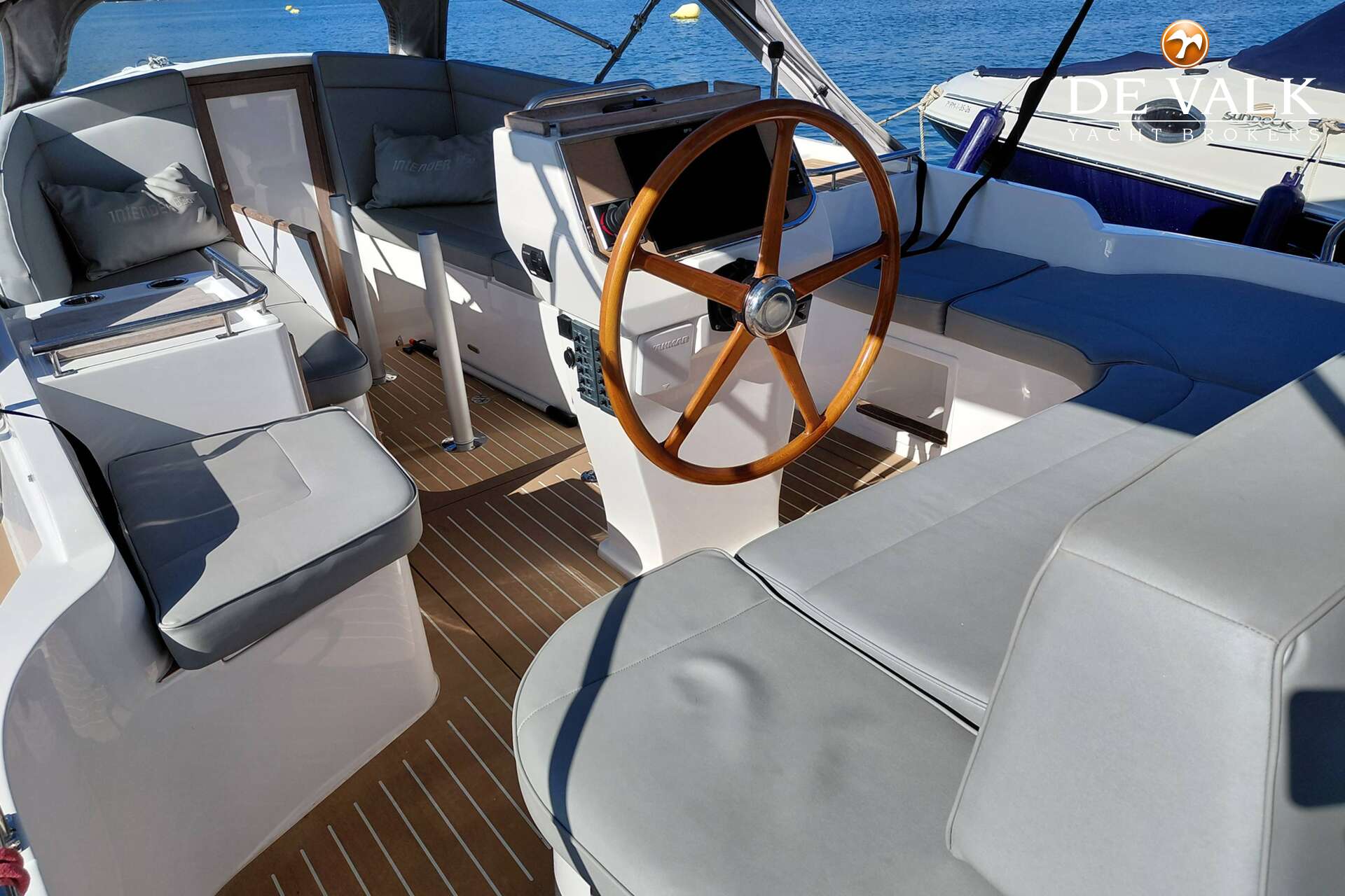 Interboat Intender 850 — foto 14 van 20