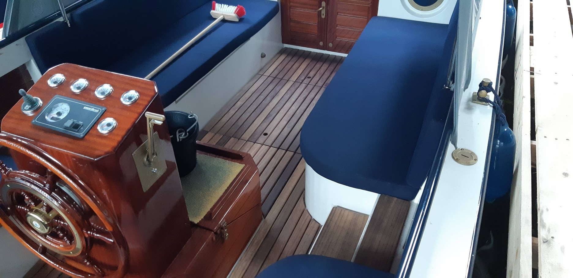 Launch Sloep 8.00 Klassiek Gelijnd Van 2018 — foto 7 van 22