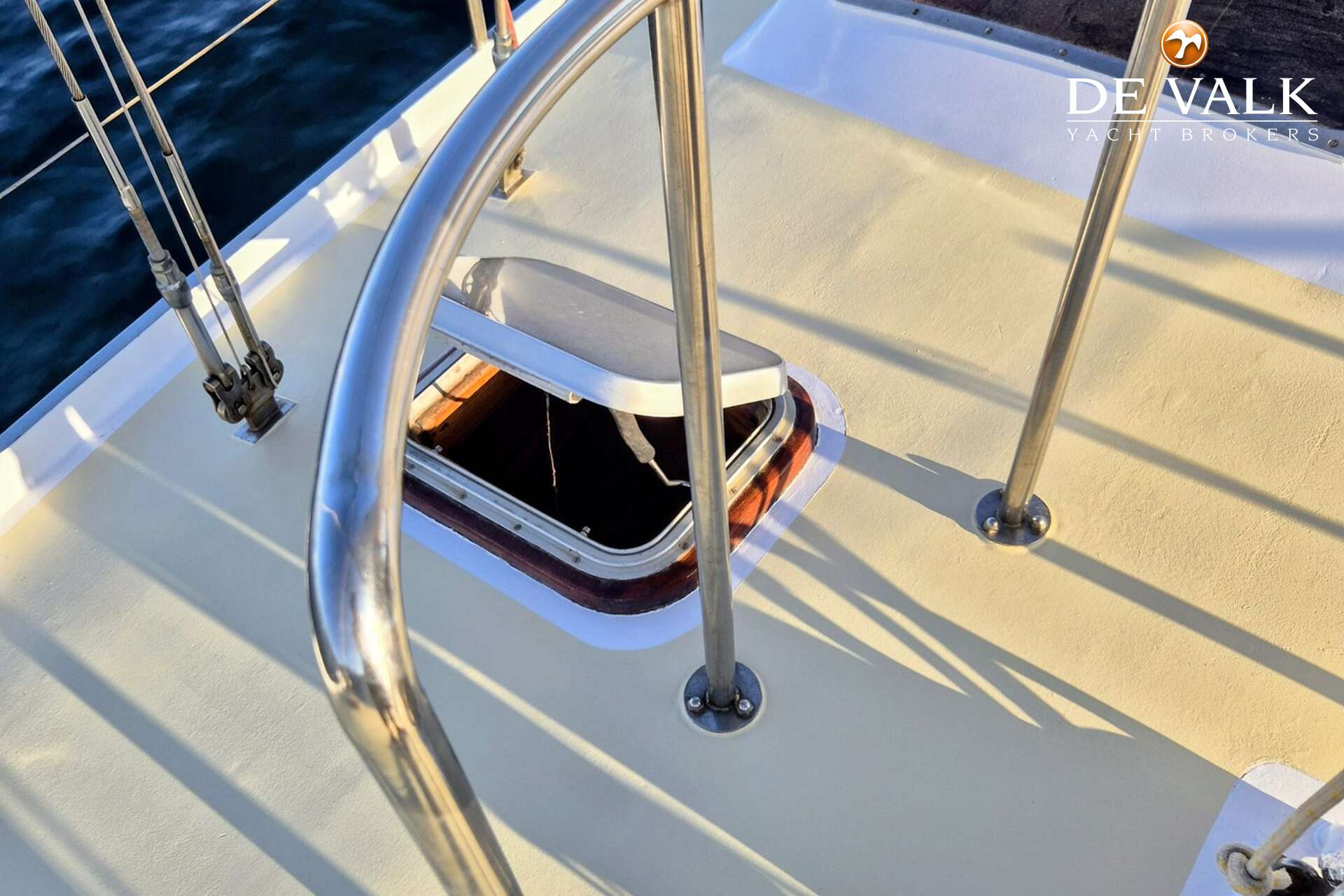 Brown Bluewater 49 — foto 10 van 36