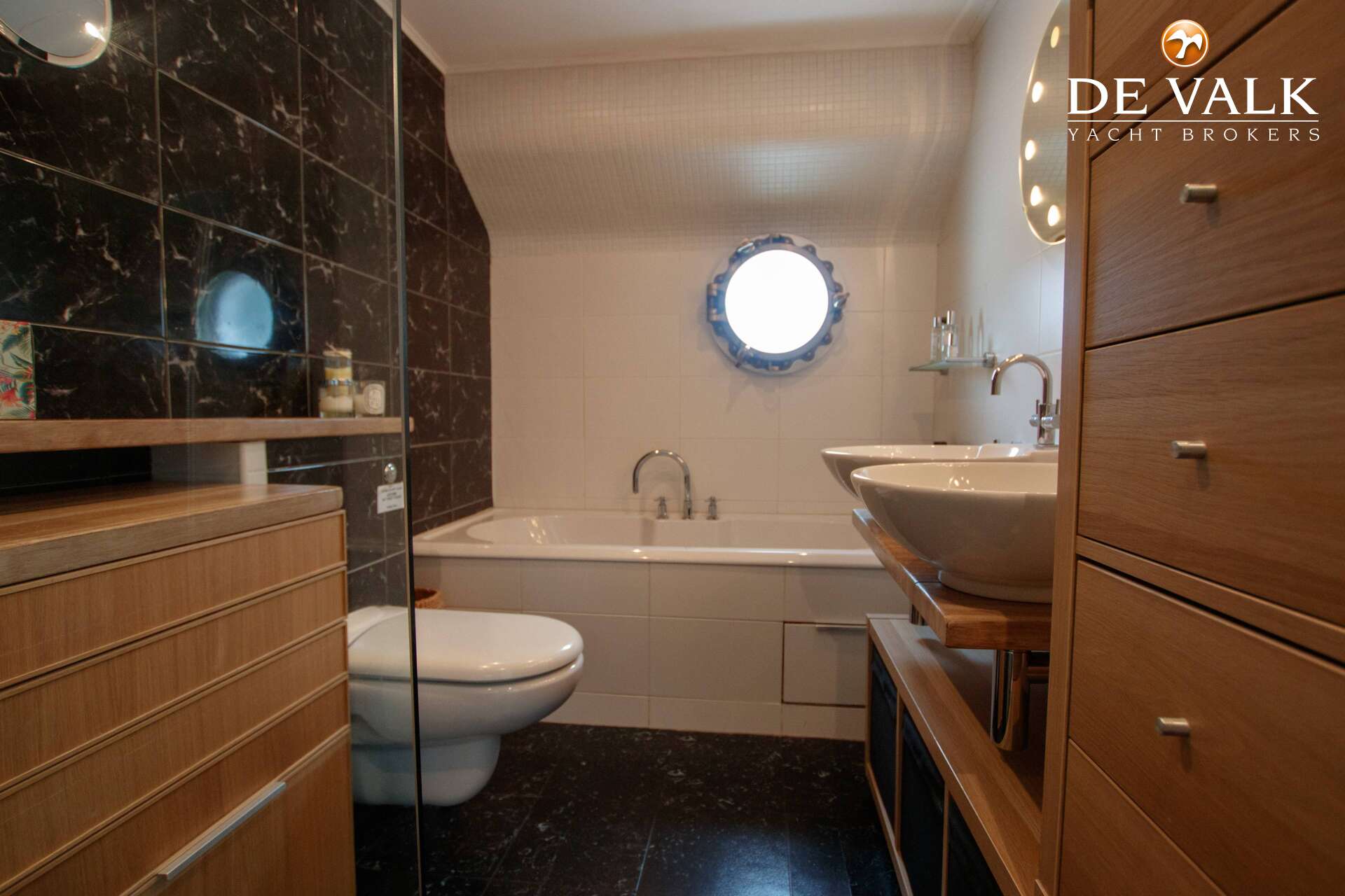 Houseboat Waterloft Luxemotor Spitz 38M — foto 31 van 44