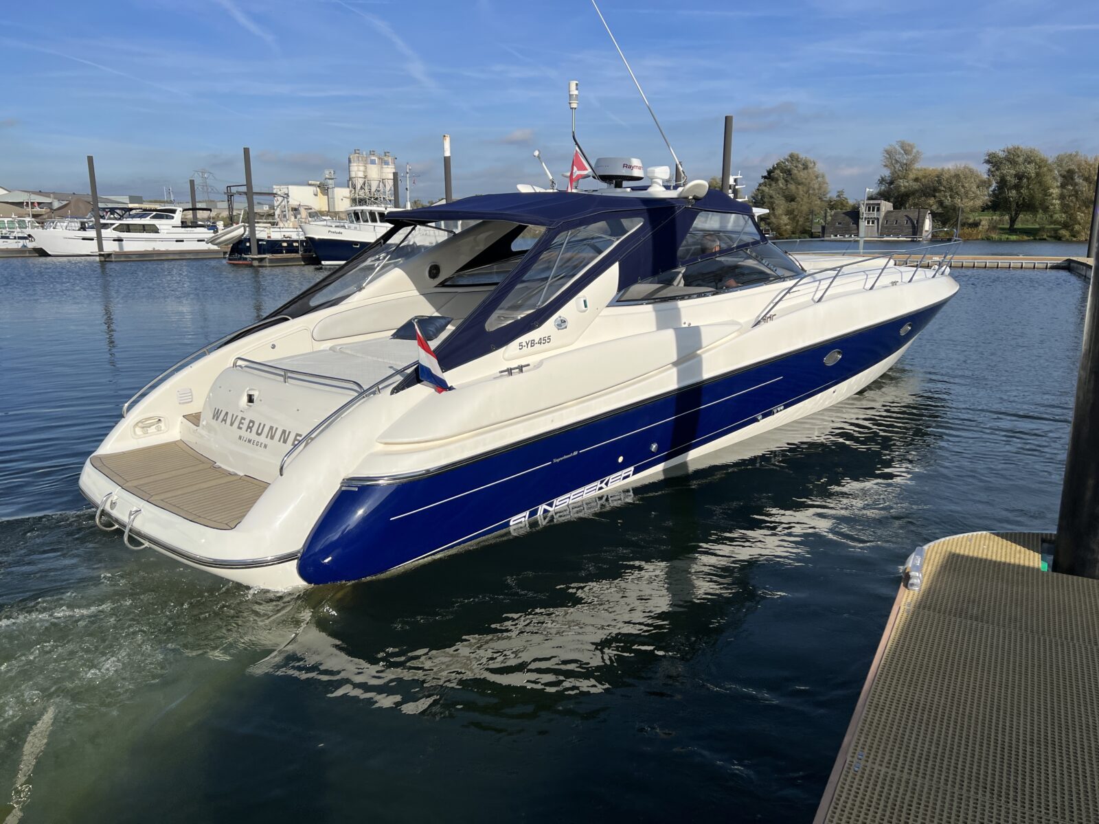 Sunseeker Superhawk 48 Cabrio — foto 4 van 48