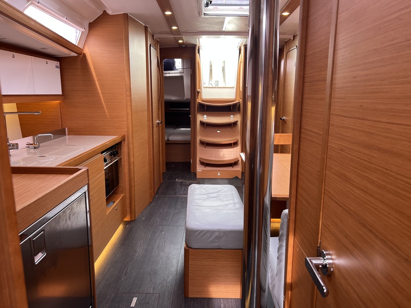 Dufour 430 GL — foto 9 van 63