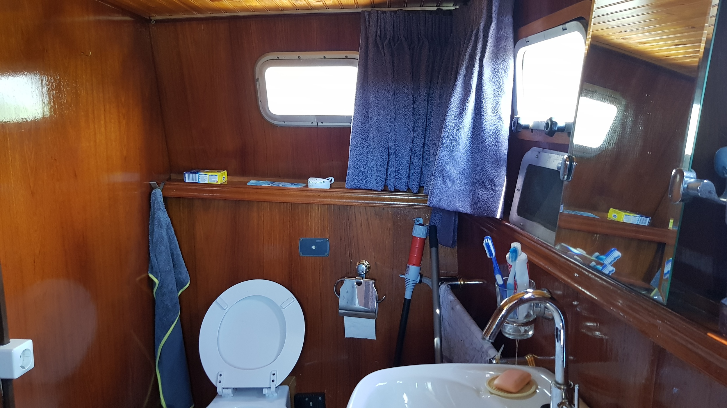 Vechtkruiser 1060 AK — foto 28 van 59