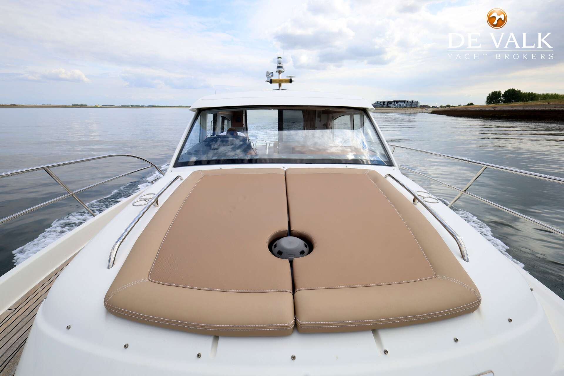 Nimbus 365 Coupe — foto 9 van 40
