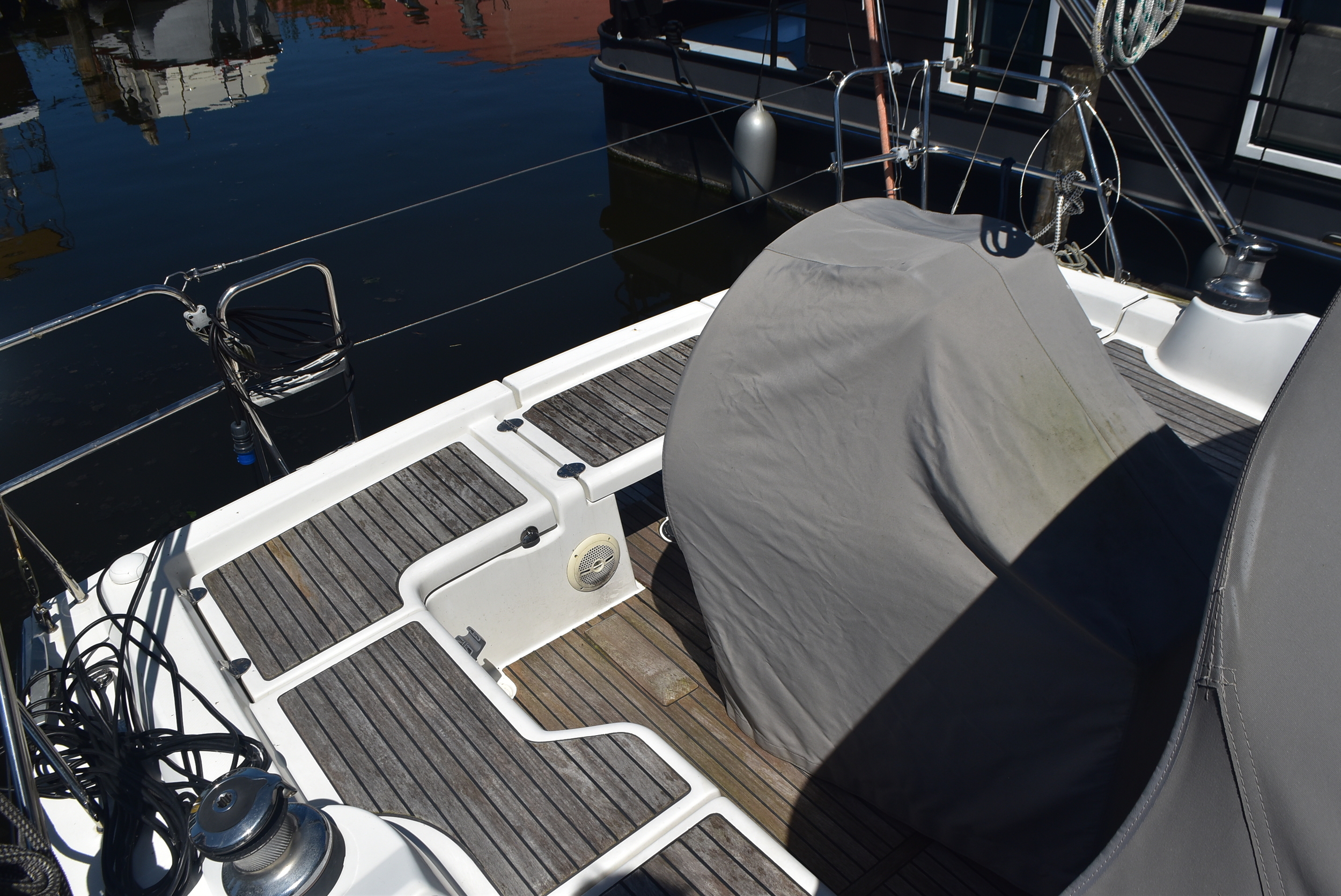 Beneteau Oceanis 37 — foto 22 van 36