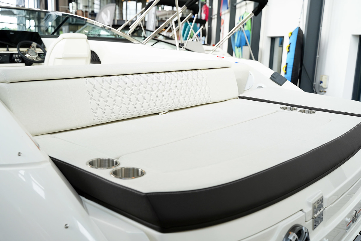 Sea Ray SLX 250 — foto 45 van 57