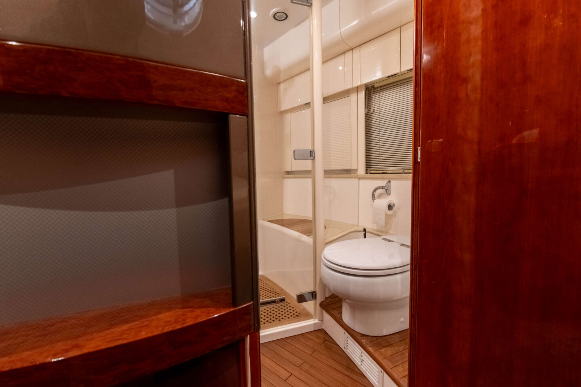 Fairline Targa 62 — foto 21 van 86