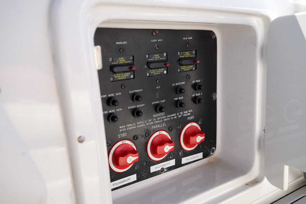 Crownline 315 SCR — foto 26 van 43