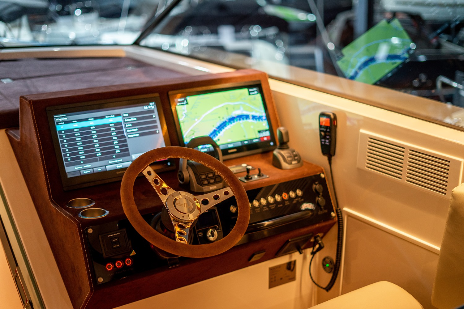 Delta 33 Coupé met Volvo Penta D6 440 pk - AANBIEDING — foto 4 van 21
