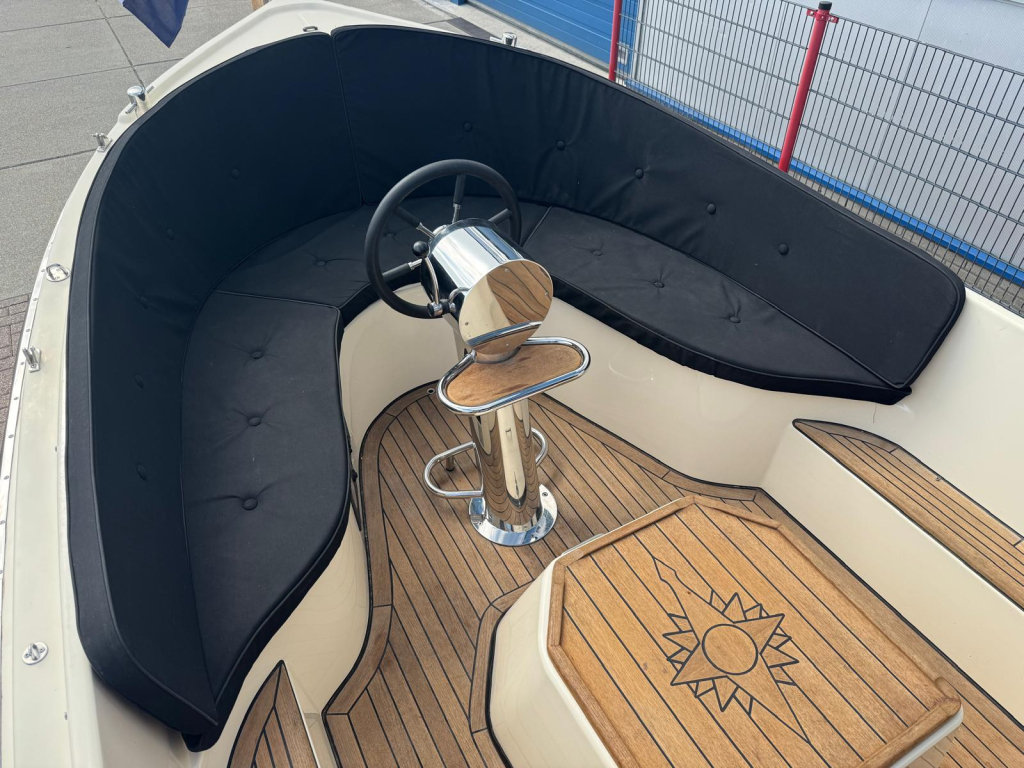 Antaris RB18 met Vetus 28 pk — foto 10 van 12