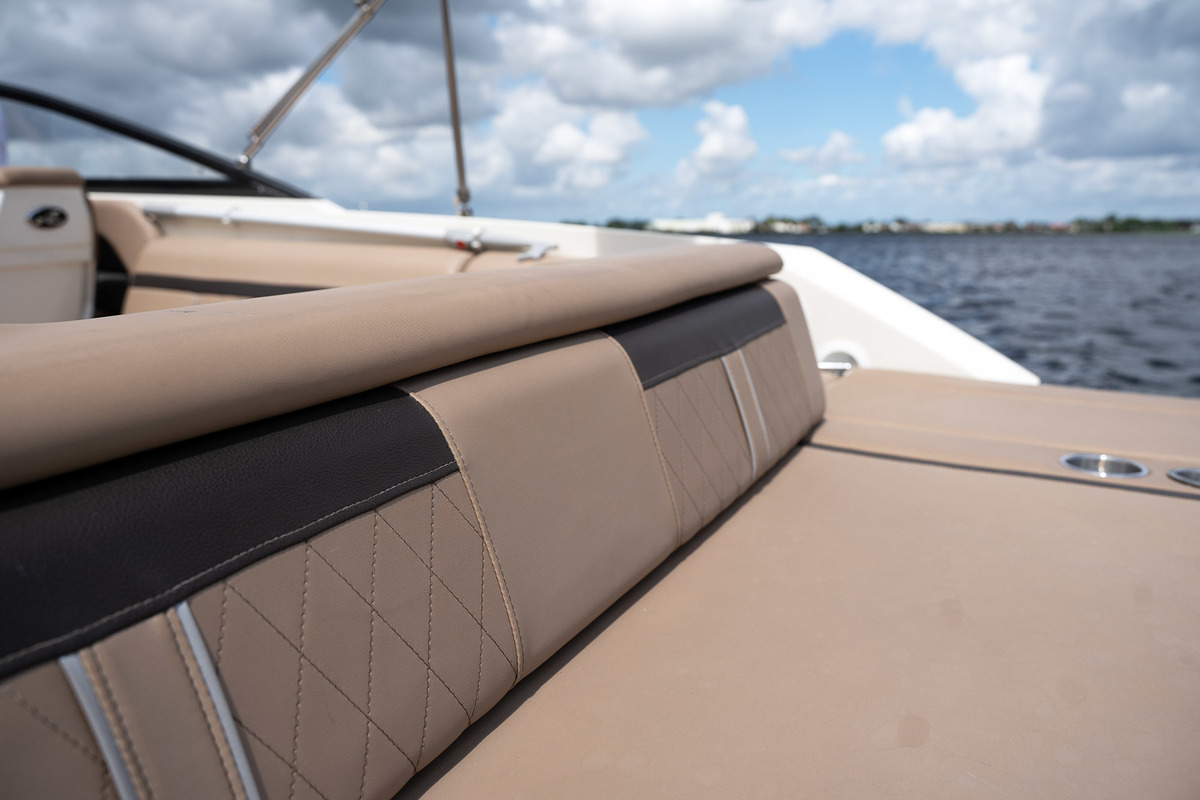 Sea Ray Sun Sport 250 — foto 22 van 46