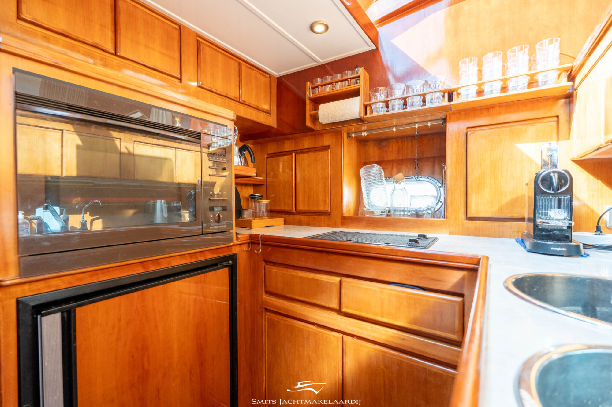 Astor 37 Flybridge — foto 11 van 54
