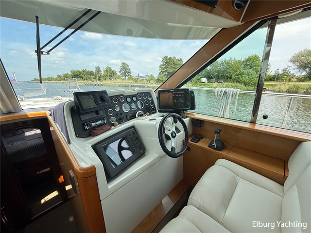 Beneteau Antares 13.80 — foto 9 van 88