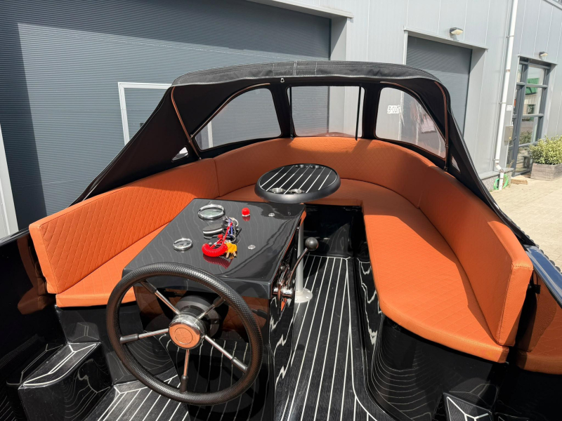 Admiral 570 Tender — foto 6 van 12