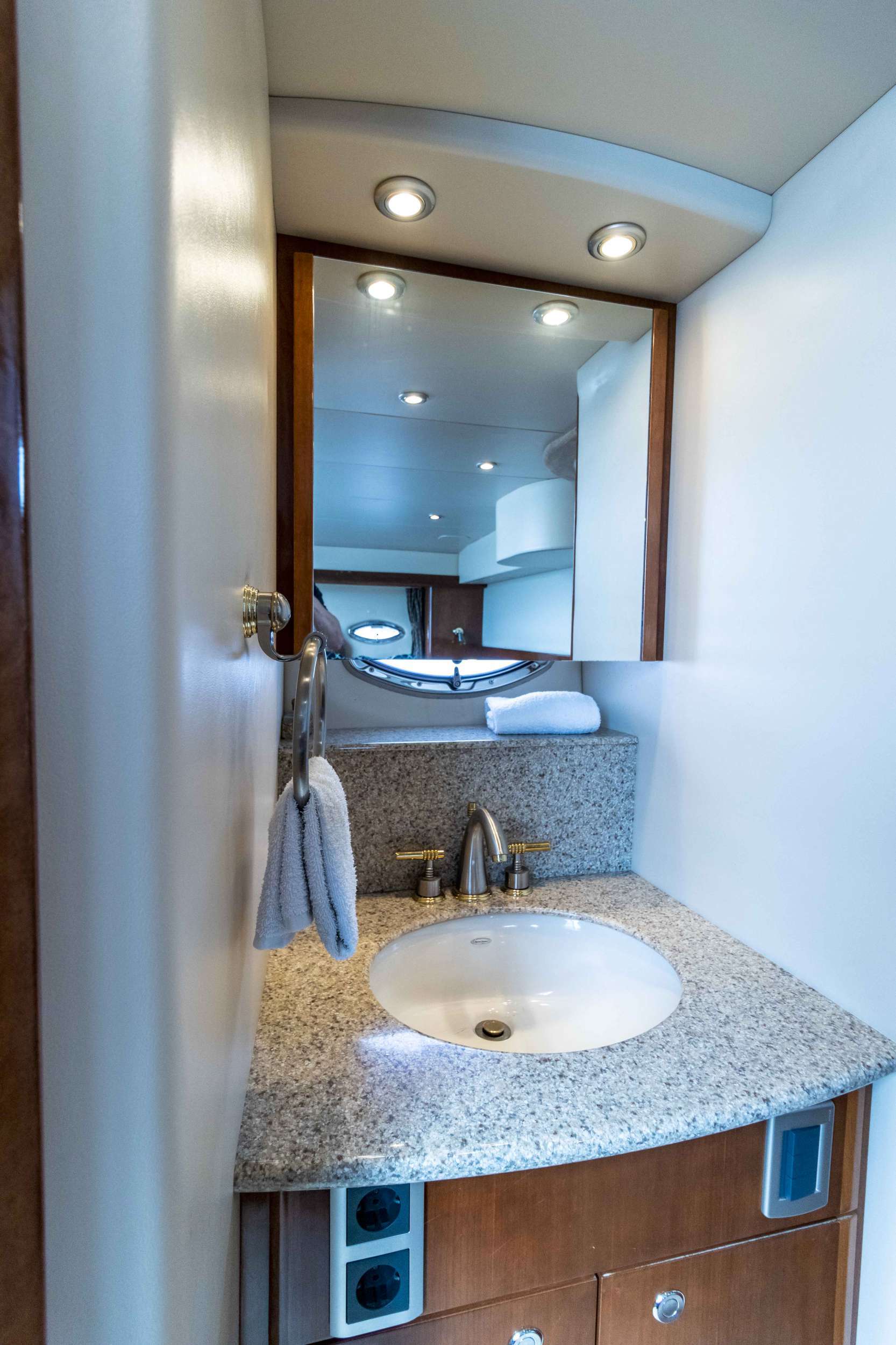 Meridian 459 Motoryacht — foto 47 van 90