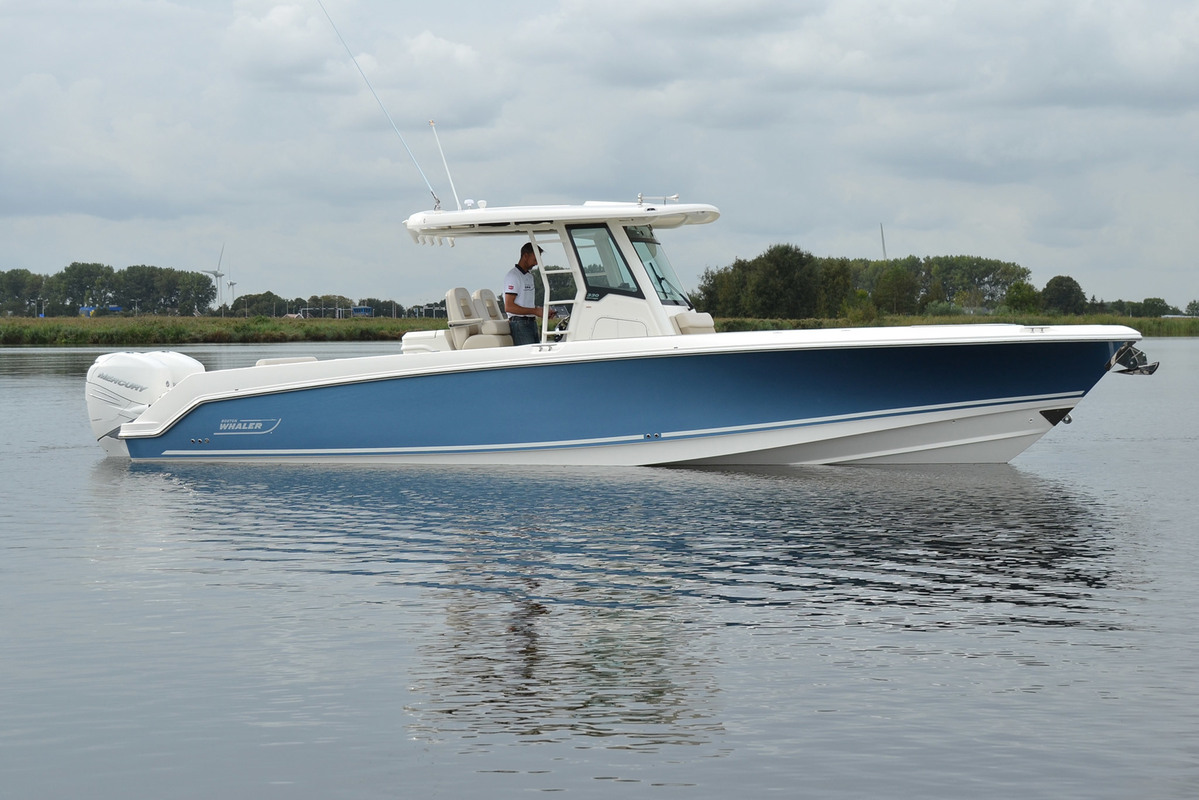 Boston Whaler 330 Outrage — foto 3 van 40