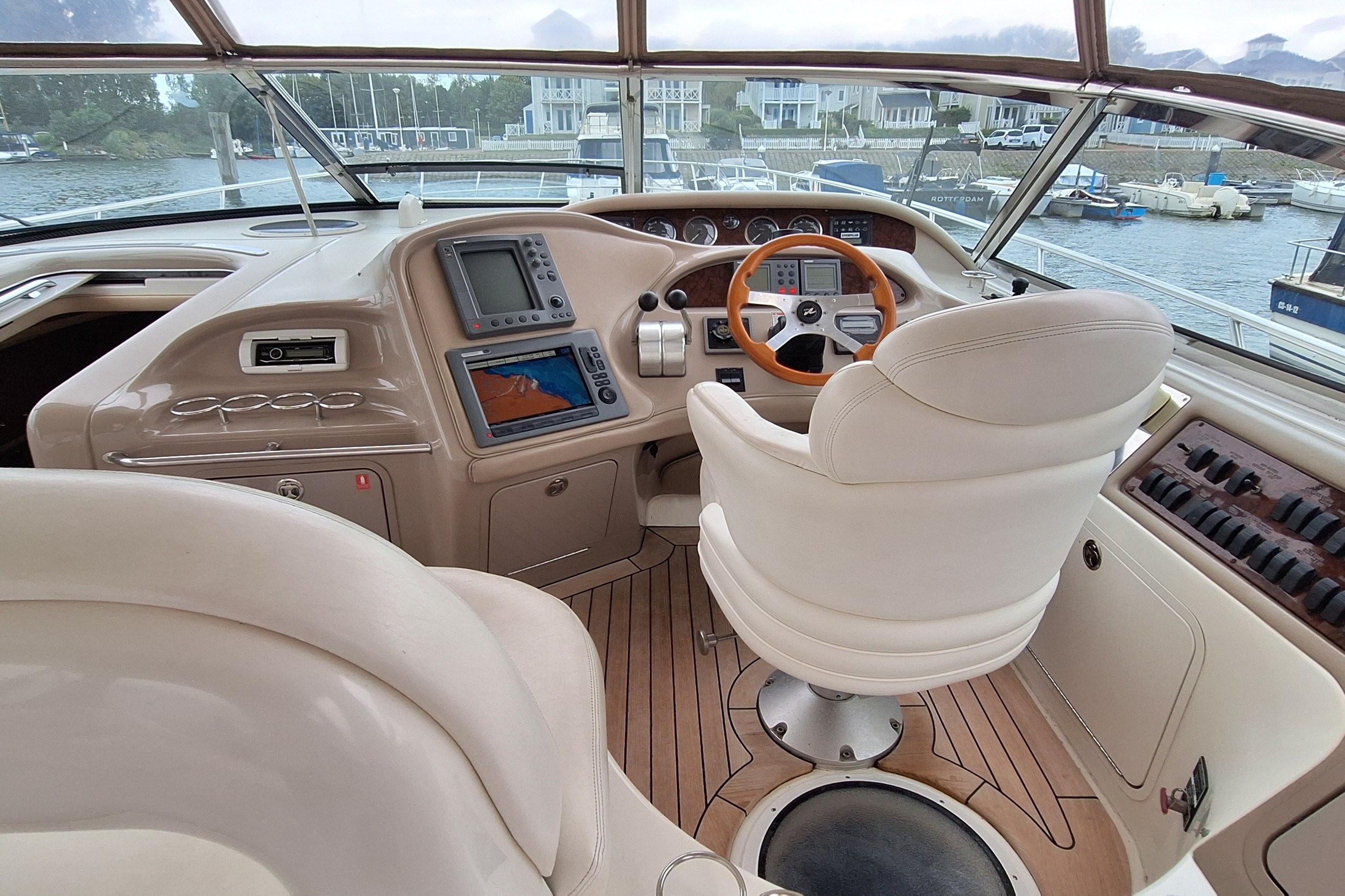 Sea Ray Sundancer 540 — foto 5 van 30