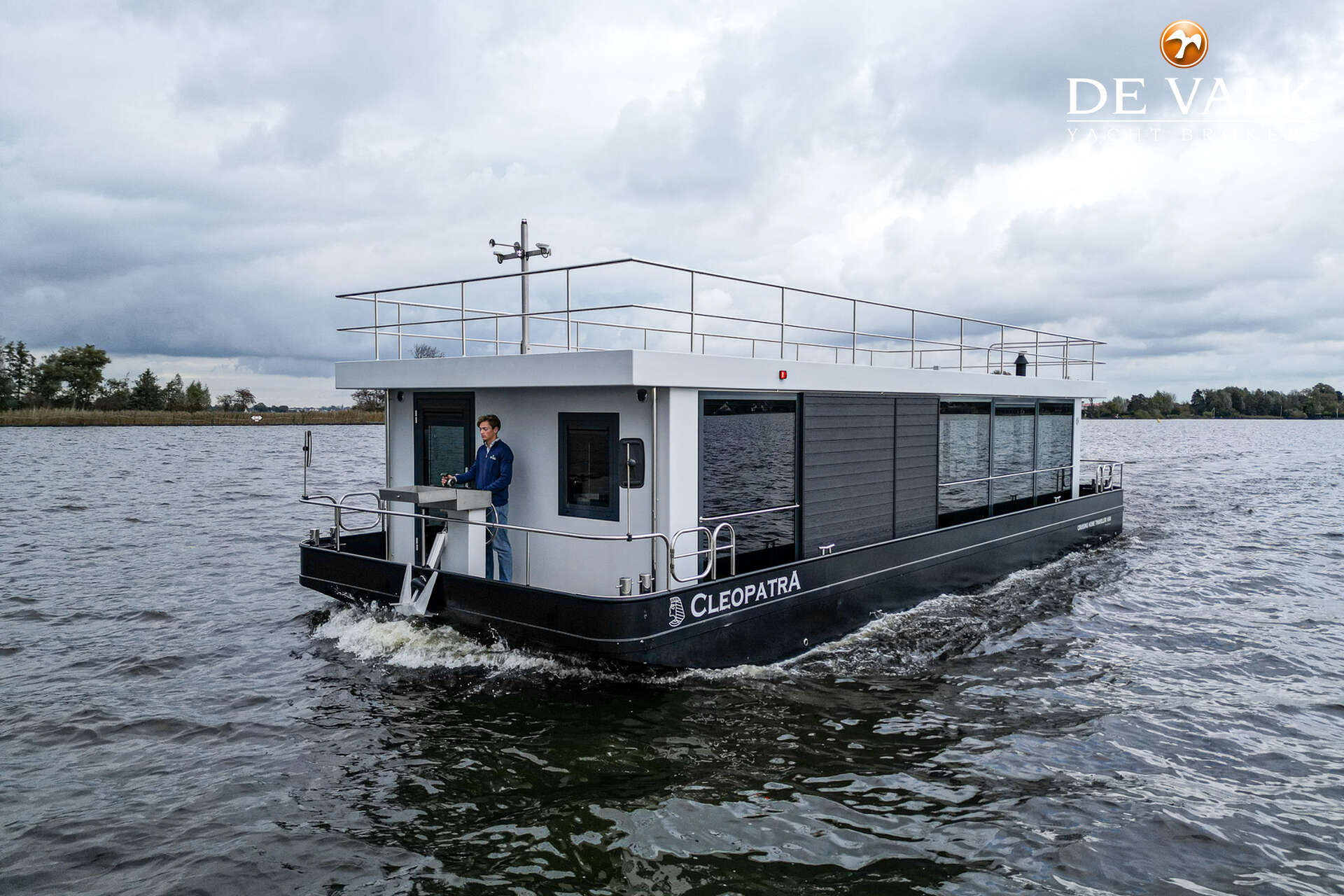 Houseboat Waterloft Luxemotor — foto 10 van 44