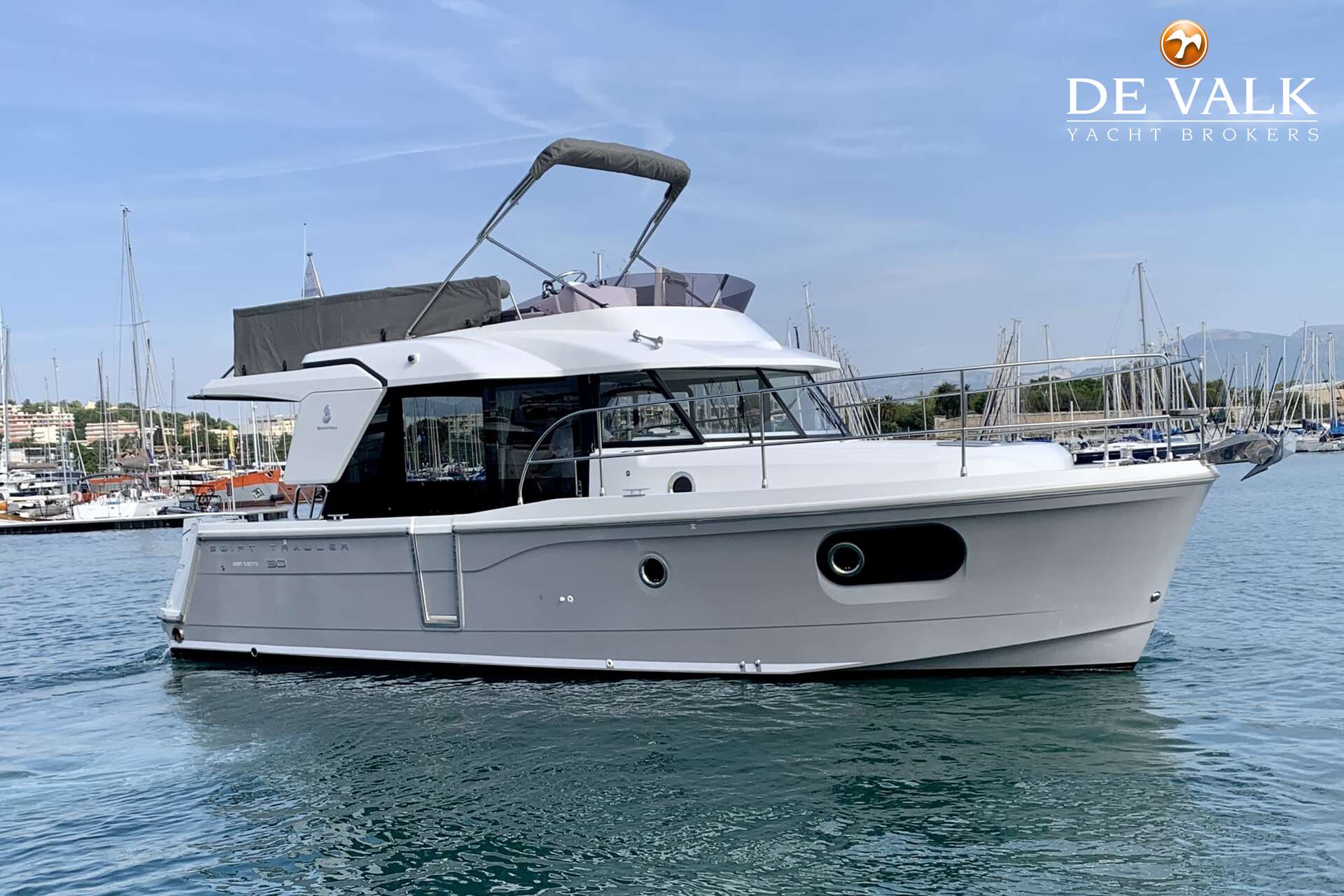 BeneteauSwift Trawler 30