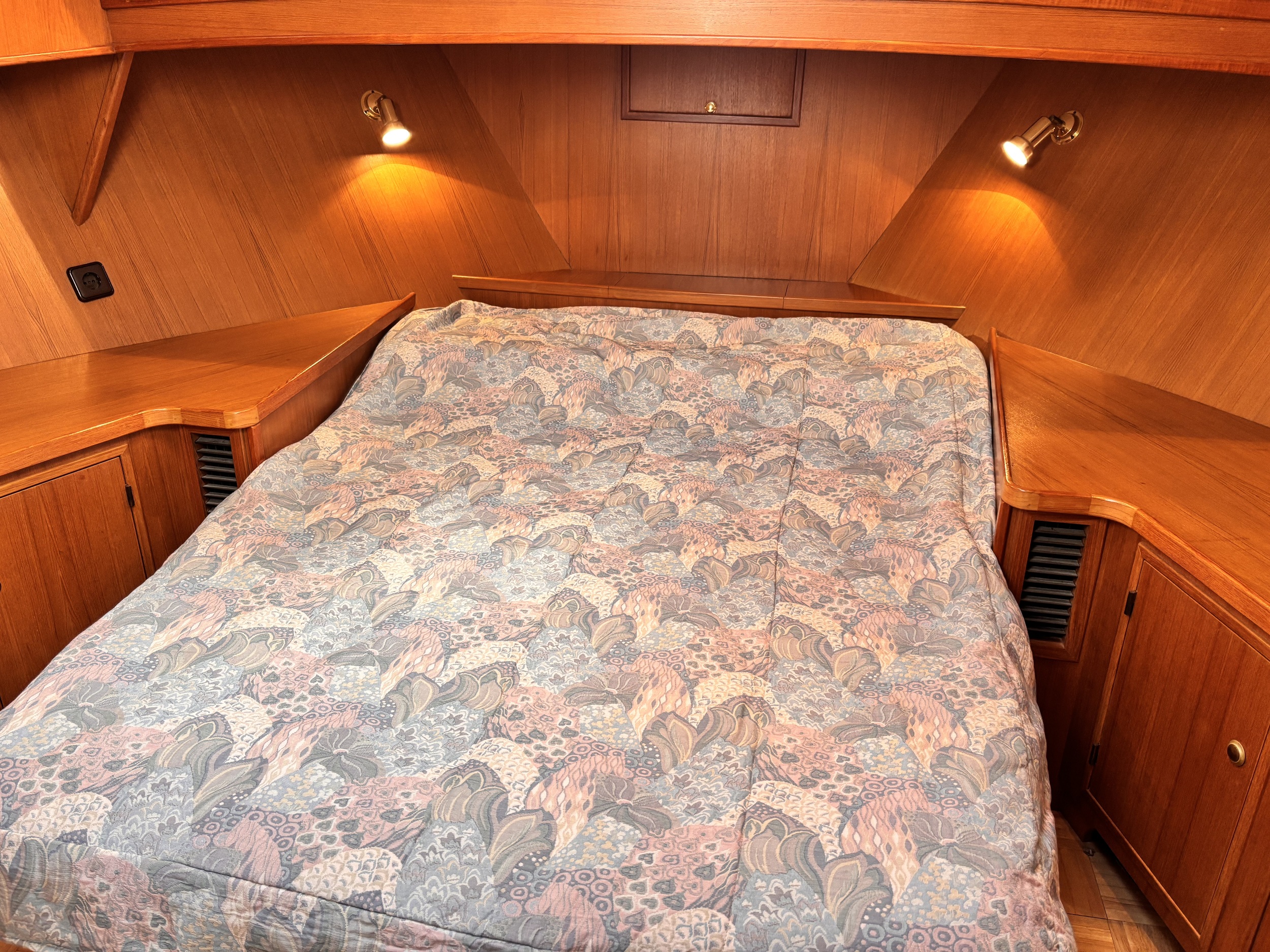 Alm Trawler 13.20 AD — foto 24 van 32