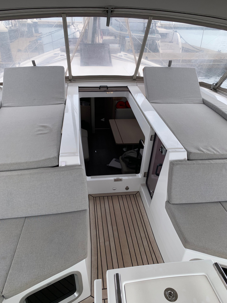 Beneteau Oceanis 51.1 — foto 6 van 47
