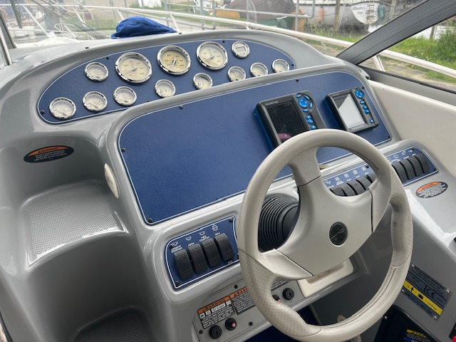 Bayliner 305 Ciera — foto 16 van 35