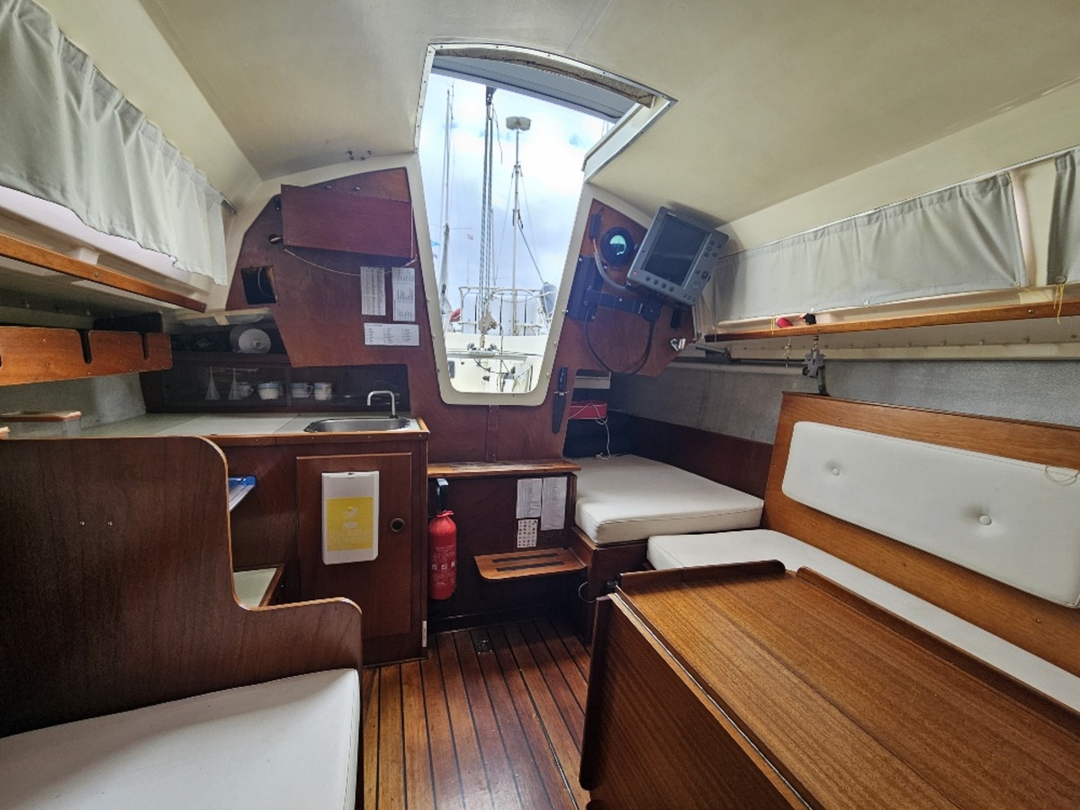 Sturgeon 28 — foto 4 van 17