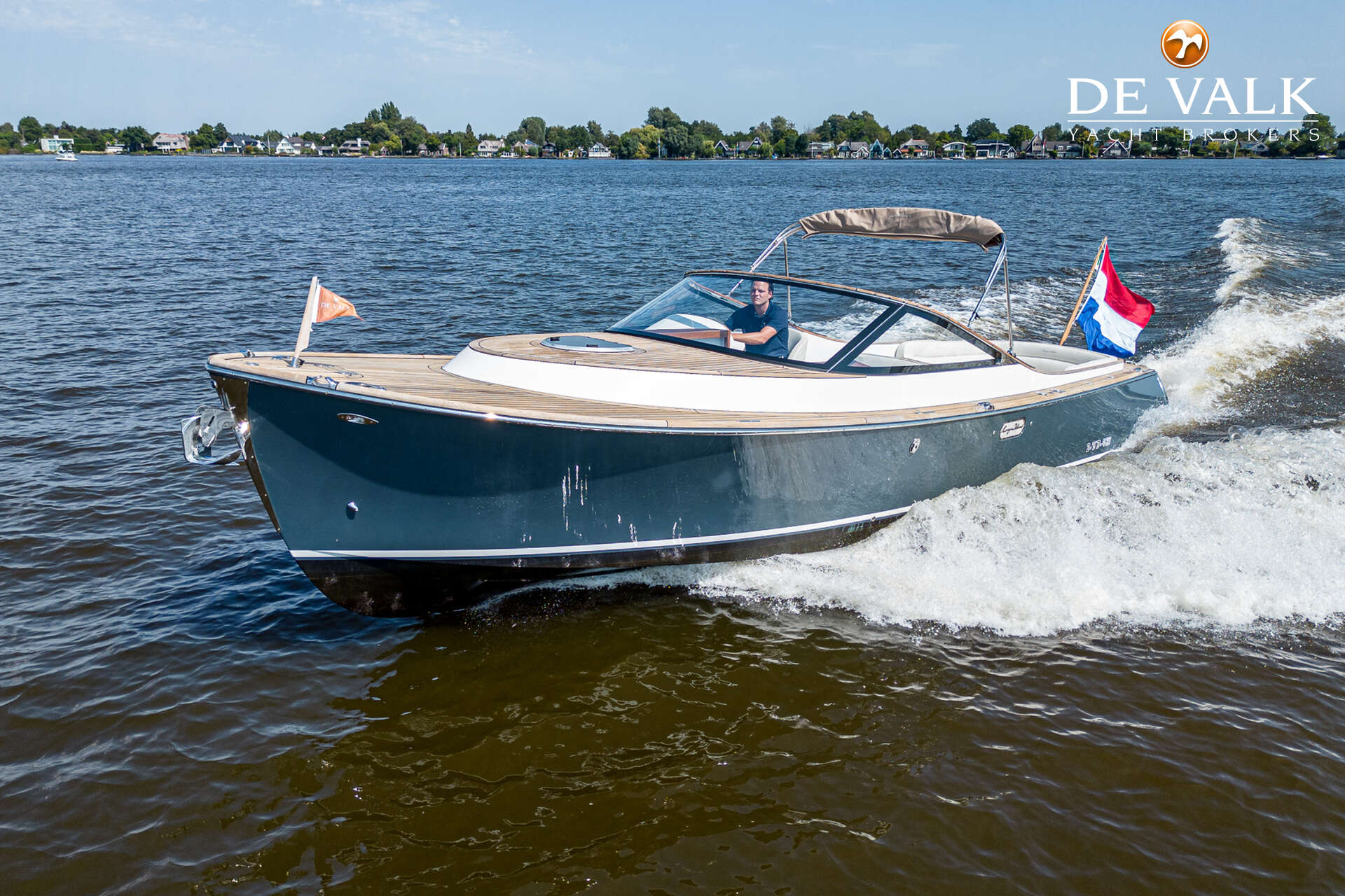 Long Island 33 Runabout — foto 10 van 43