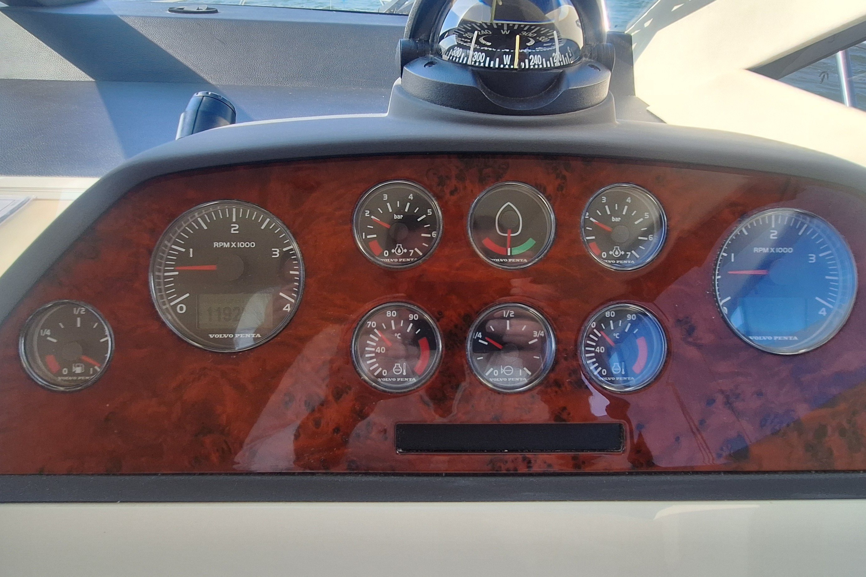 Fairline Phantom 40 — foto 53 van 87