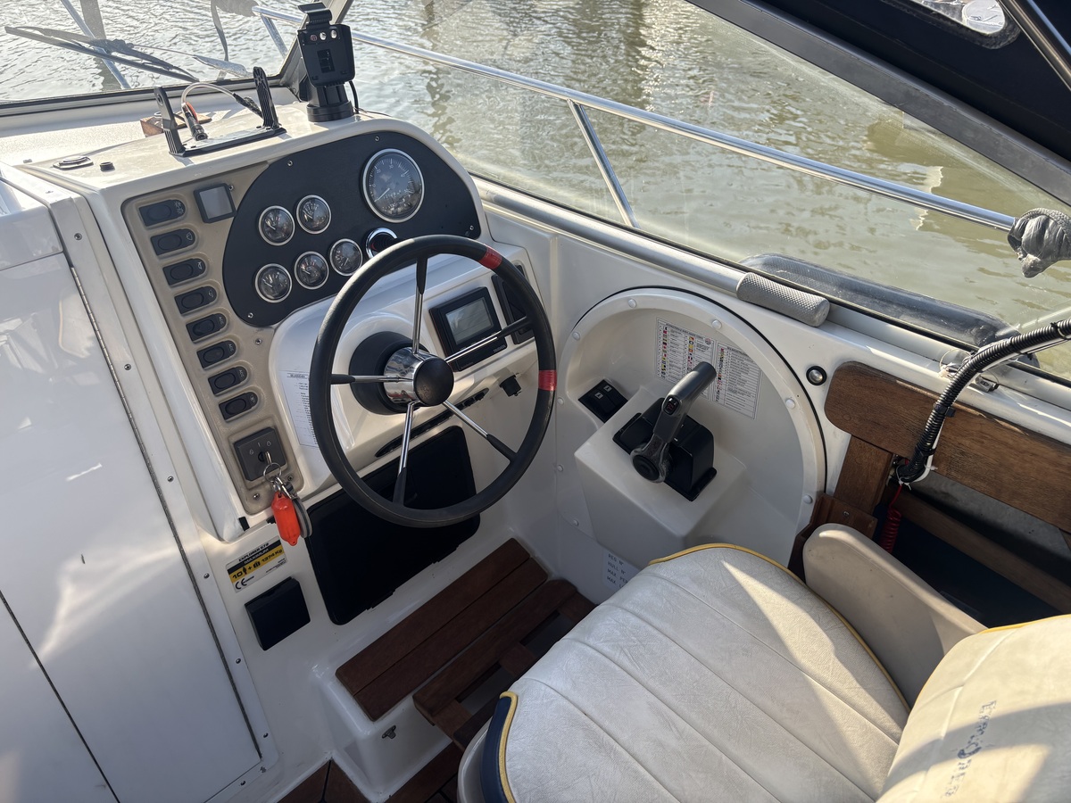 Campion 672 Explorer — foto 8 van 22