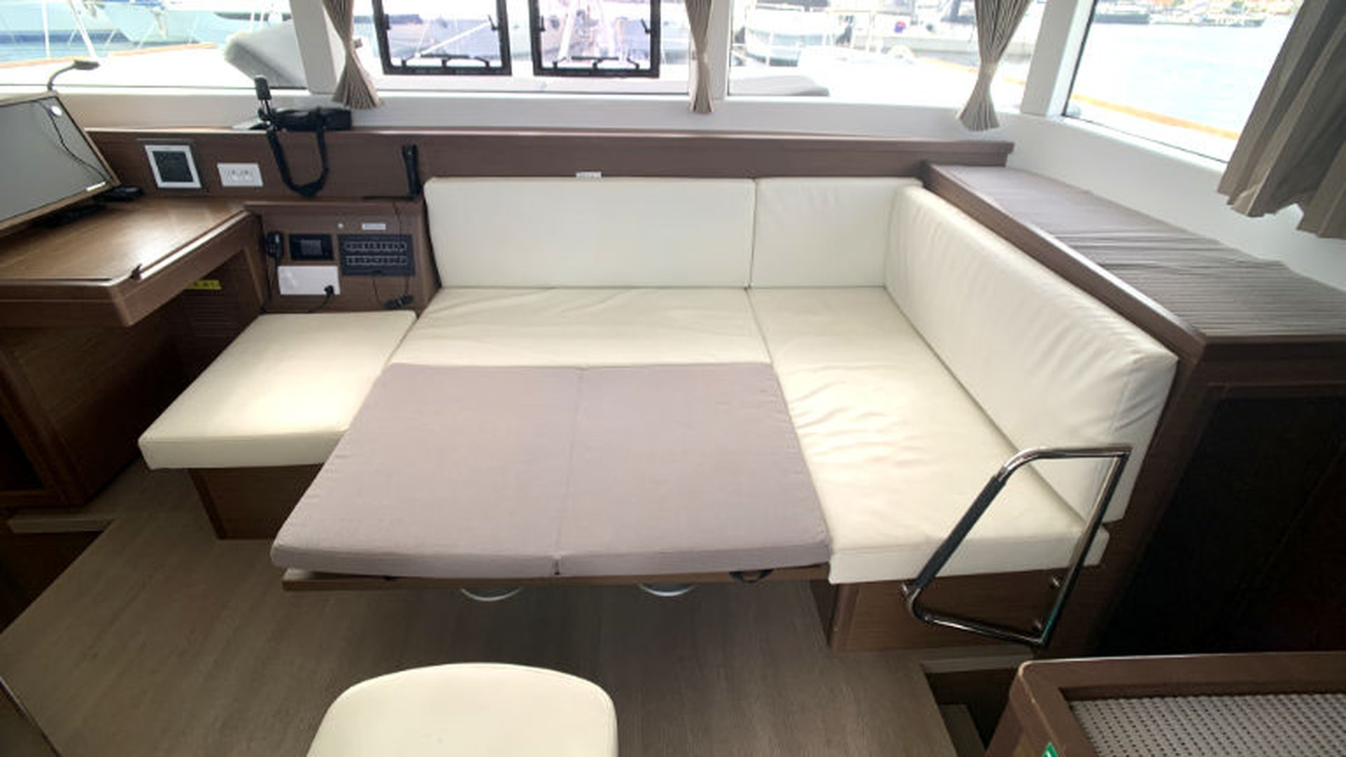 Lagoon 40 — foto 15 van 23
