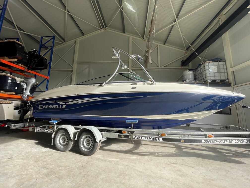 Caravelle 237 LS Bowrider — foto 2 van 12