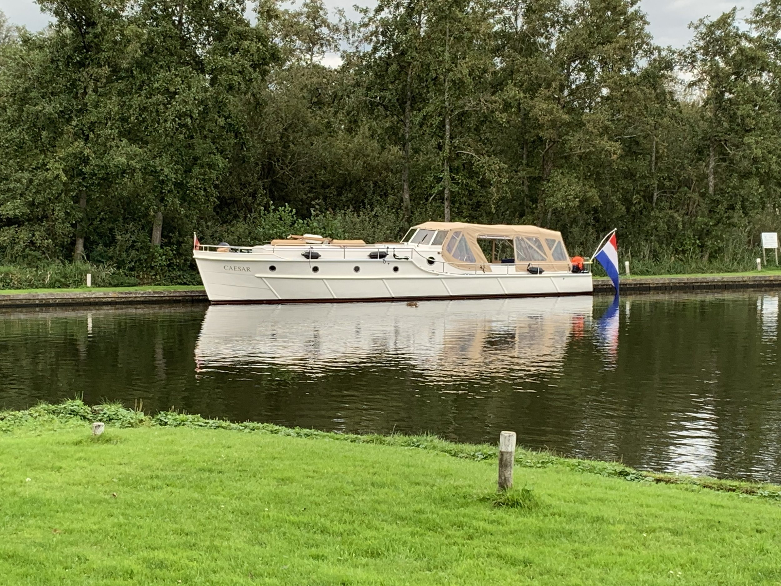 Klassiek Motorjacht Motorjacht — foto 6 van 11