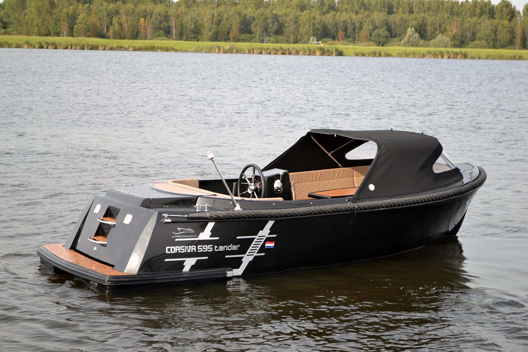Corsiva 595 Tender — foto 2 van 24