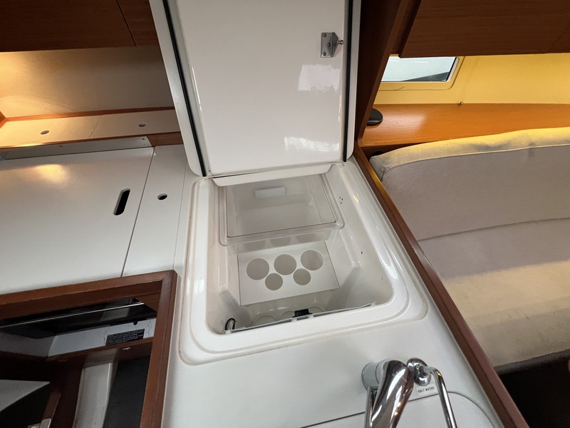 Dufour 360 GL — foto 17 van 46