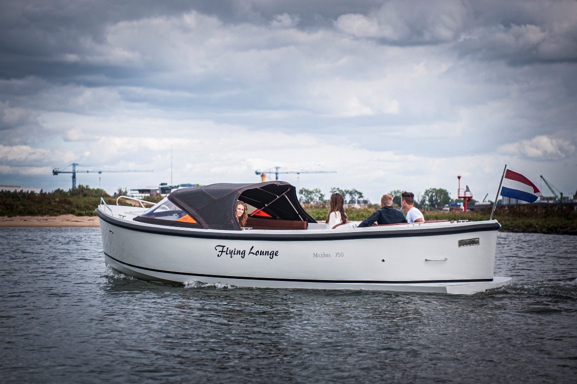 Maxima Boats 750 Flying Lounge — foto 11 van 28