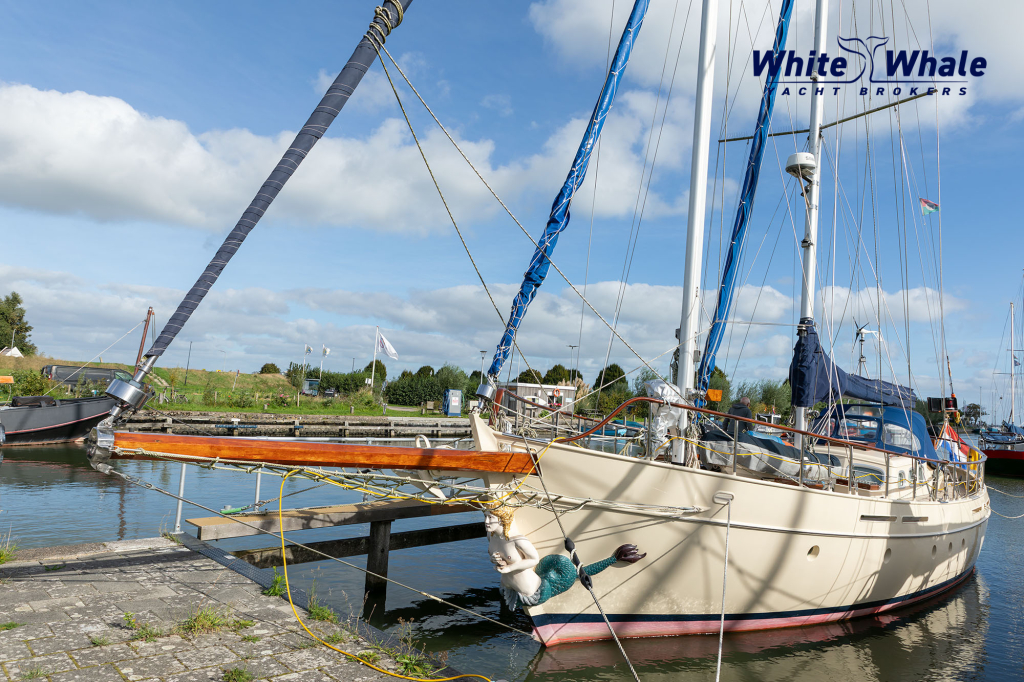 Pieter Beeldsnijder  Stagzeil schoener custom built refit — foto 4 van 87