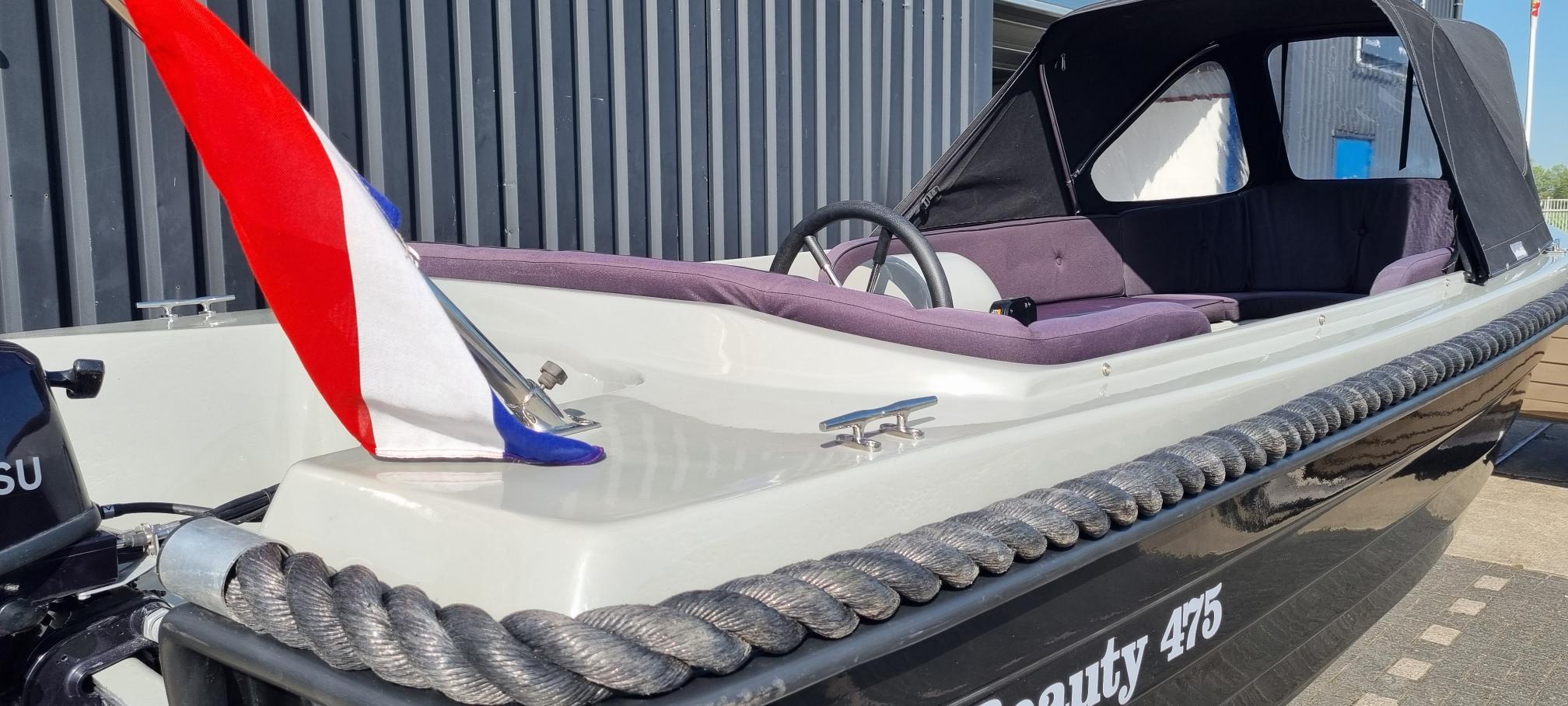 Beauty 475 met 9.8 PK Tohatsu. - Botenmarkt Friesland B.V. — foto 7 van 9