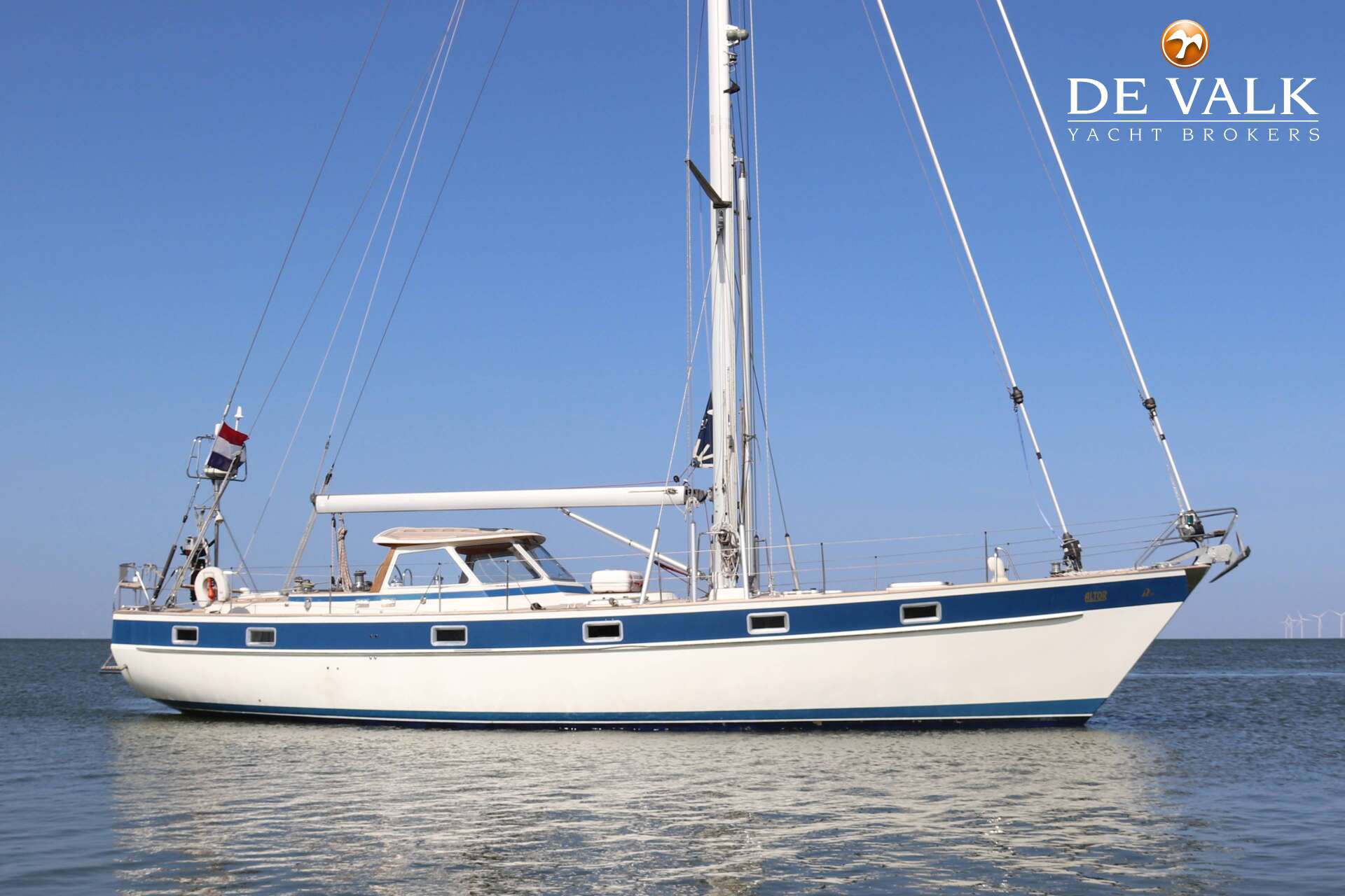 Hallberg Rassy49