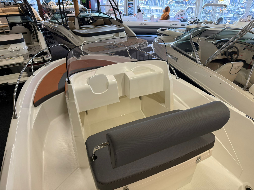 AM Yacht 520 Open — foto 4 van 10