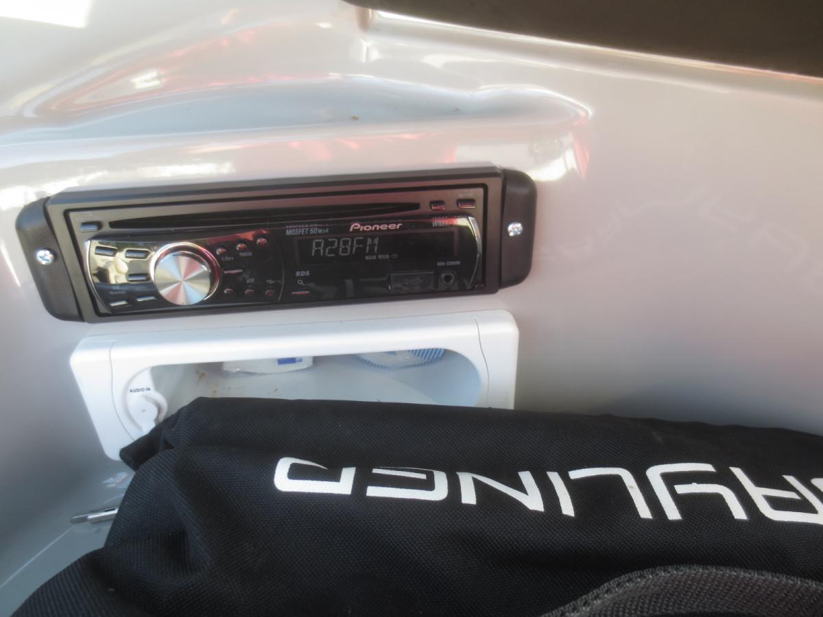 Bayliner 185 Capri Bowrider — foto 11 van 25